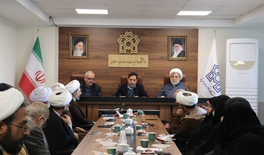 مراسم انتخاب پژوهشگر برتر دانشکده الهیات برگزار شد