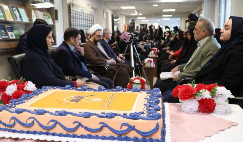 مراسم باران فرصت ها به مناسبت ماه پژوهش در دانشکده الهیات برگزار شد